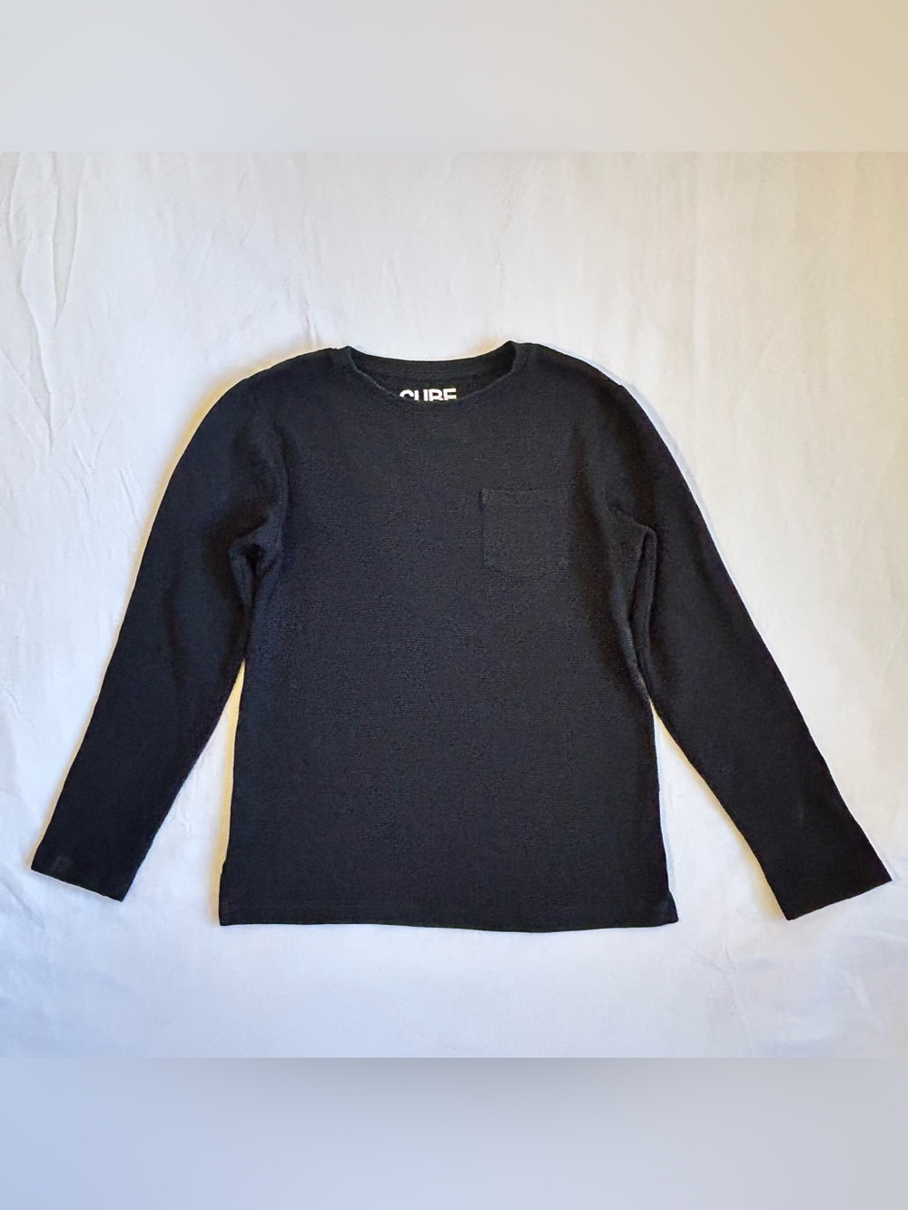 Organic Cotton Black Long-Sleeve Crewneck Sweater with Chest Pocket